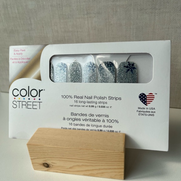 Ice Ice Maybe 💅✨ Color STREET NEW Sealed - Long Lasting Nail Polish Strips - Picture 5 of 7